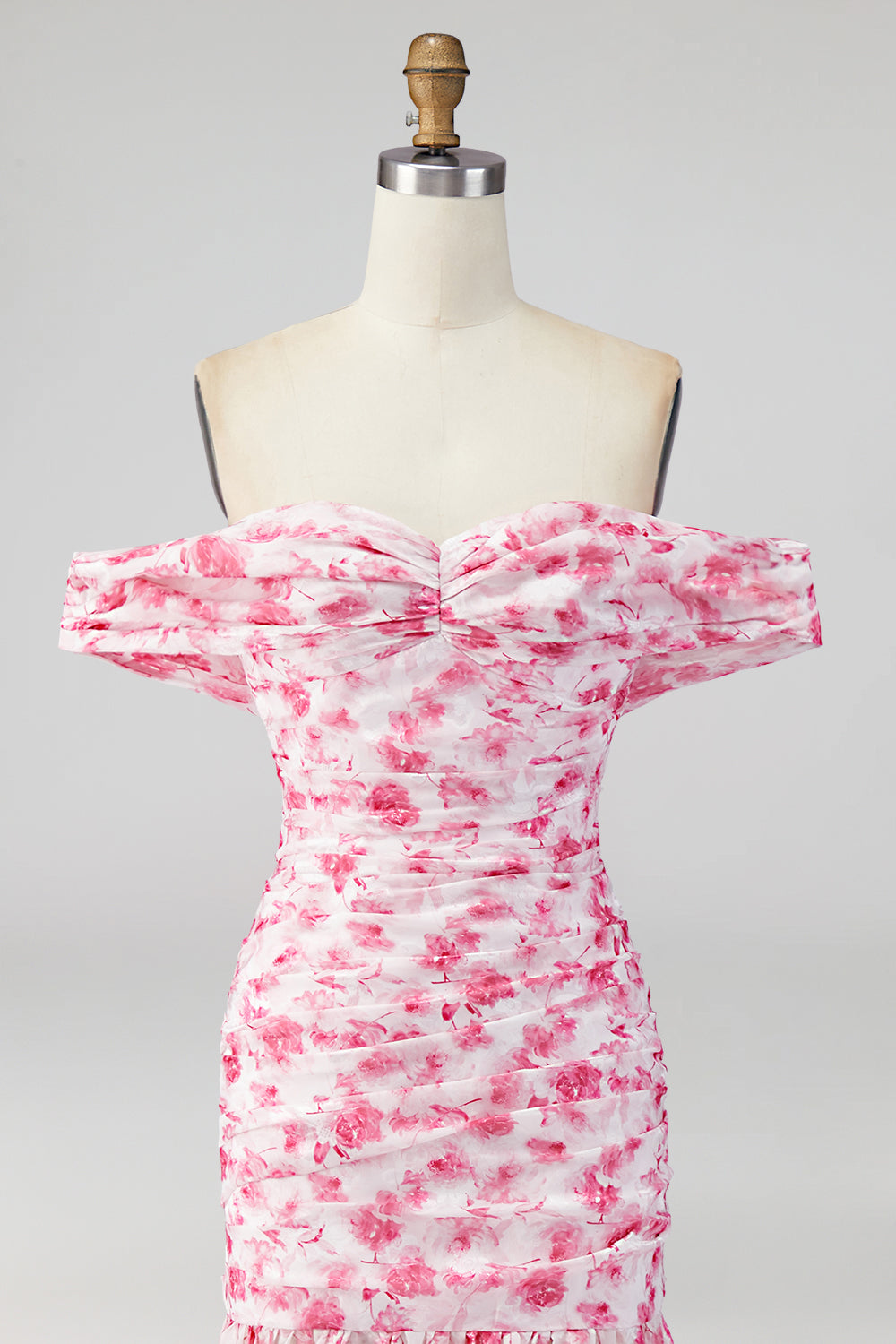 Robe longue fendue coupe trapèze épaules dénudées à motif floral rose
