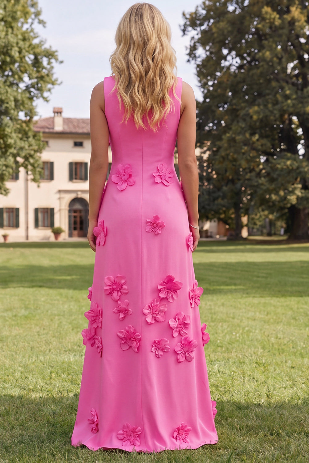 Robe longue sirène à col rond rose vif à fleurs