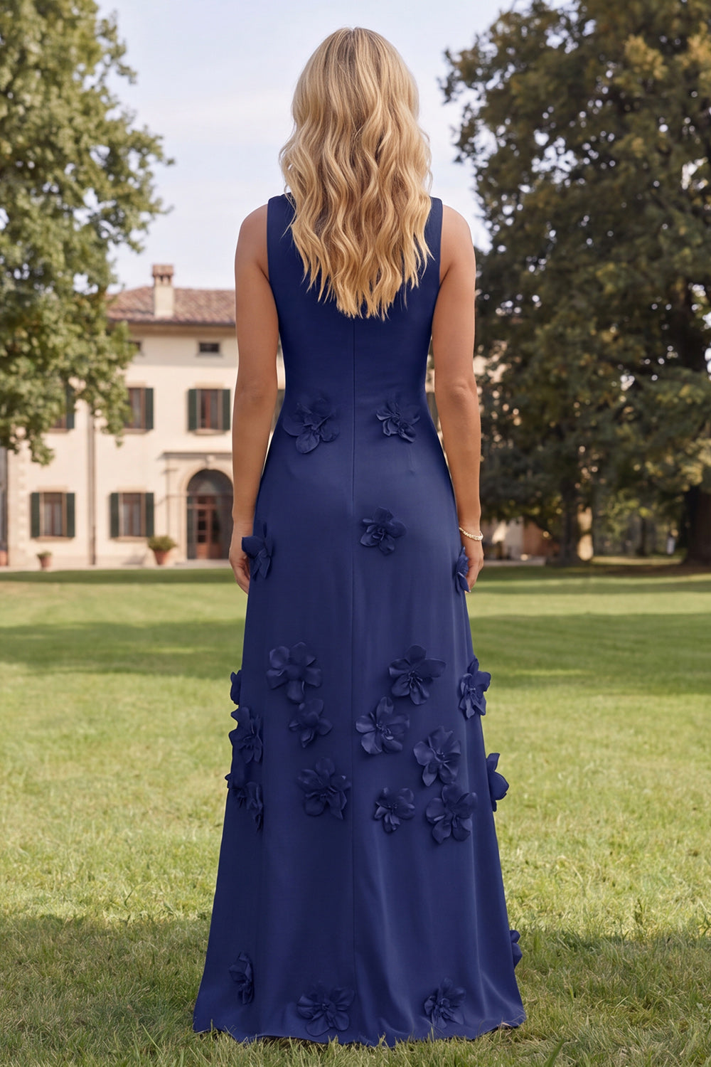 Robe longue sirène à col rond rose vif à fleurs