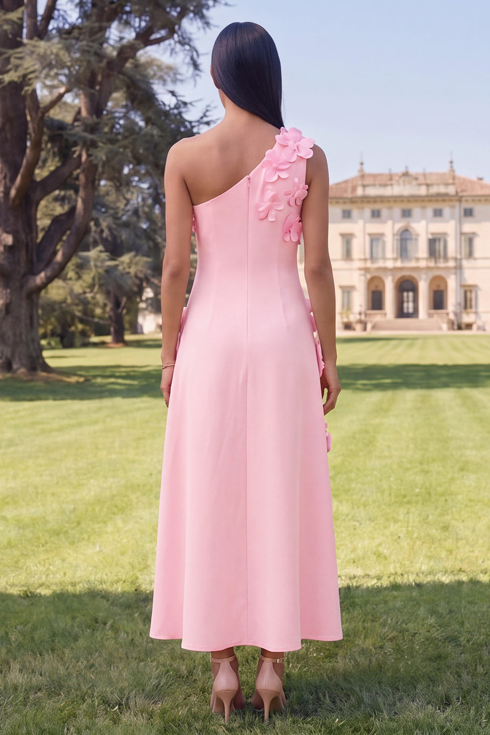 Robe midi jaune asymétrique évasée à fleurs