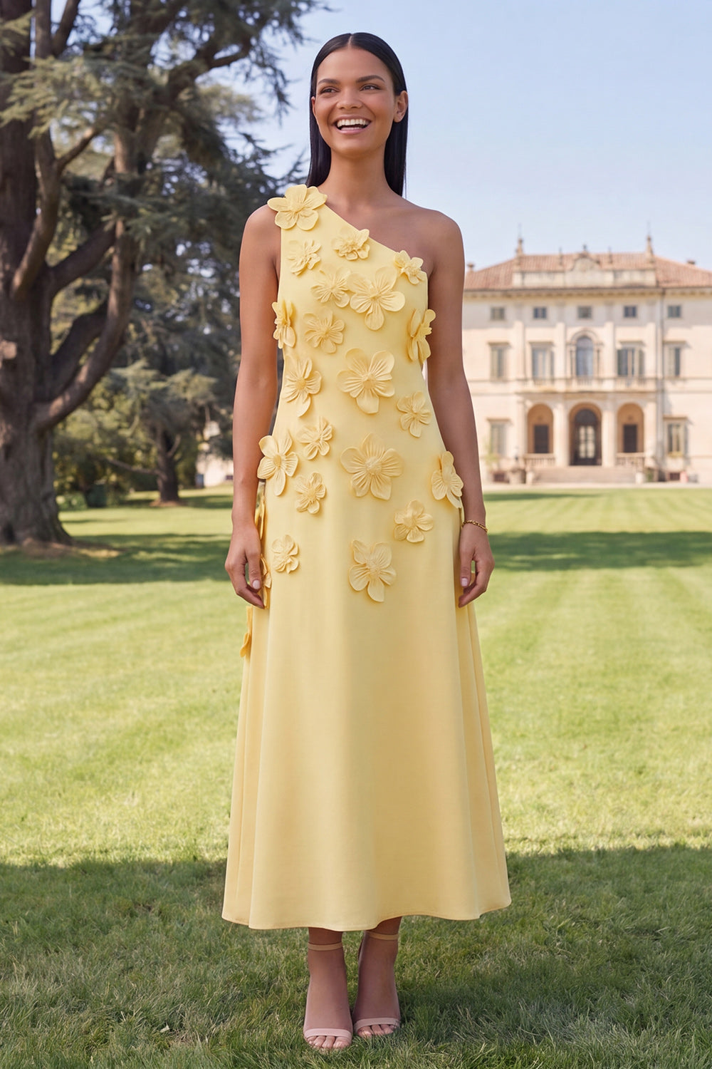 Robe midi jaune asymétrique évasée à fleurs