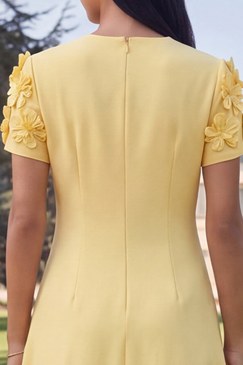 Yellow Round Neck A-Line Midi Dress with 3D Flowers