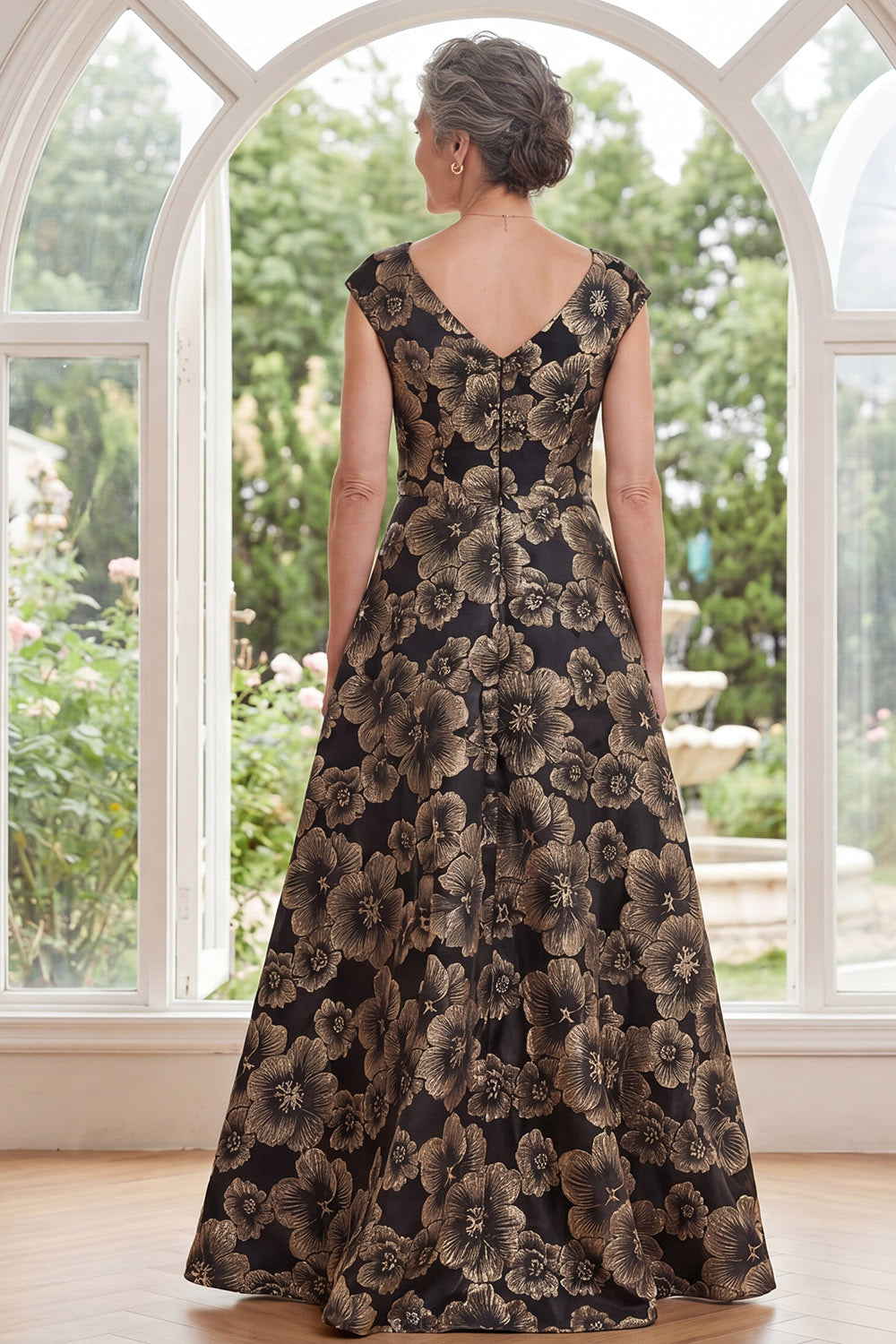 Jacquard Black A-Line V-Neck Floral Long Mother Of the Bride Dress with Slit