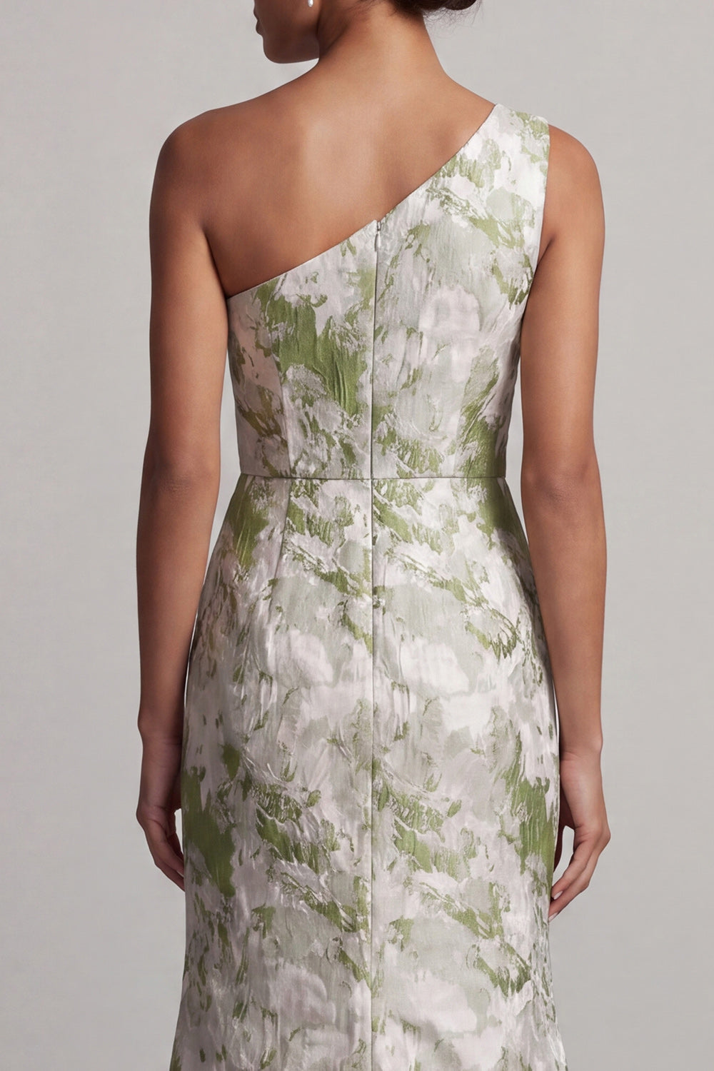 Robe longue sirène vert clair fleurie asymétrique pour mère de la mariée
