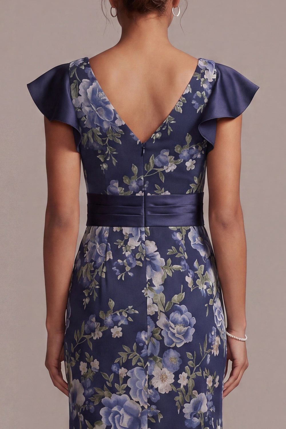 Robe mi-longue sirène en jacquard, bleu marine à fleurs, avec décolleté en V et fente, pour la mère de la mariée