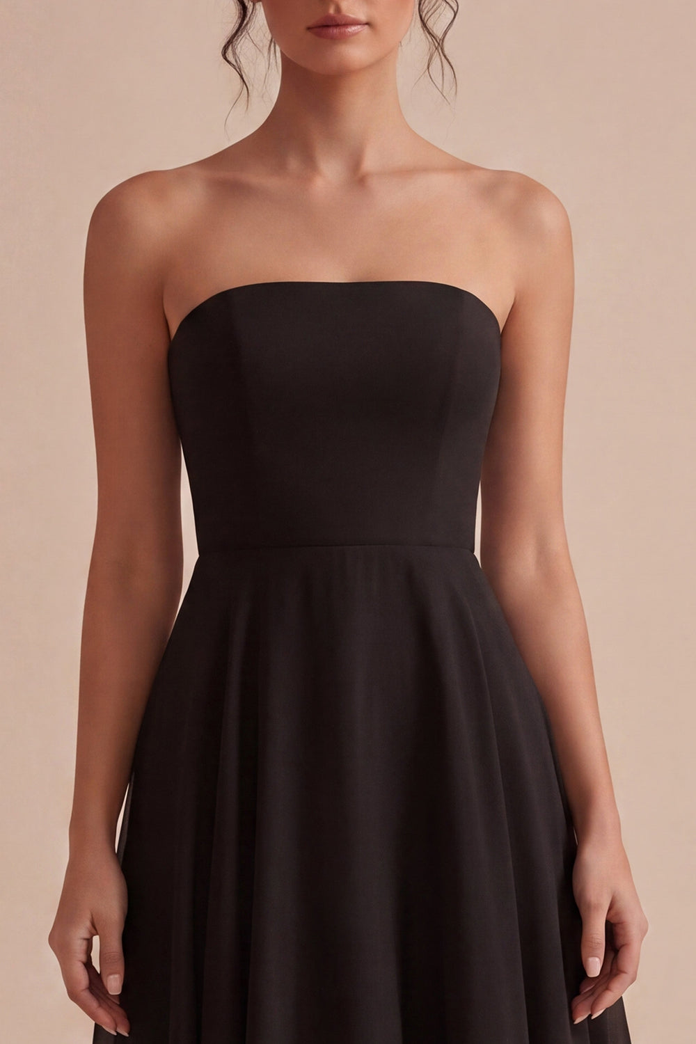 Robe de soirée midi noire sans bretelles, coupe trapèze