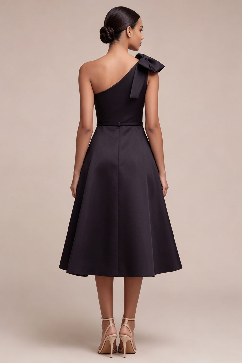 Robe de soirée midi noire asymétrique avec nœud
