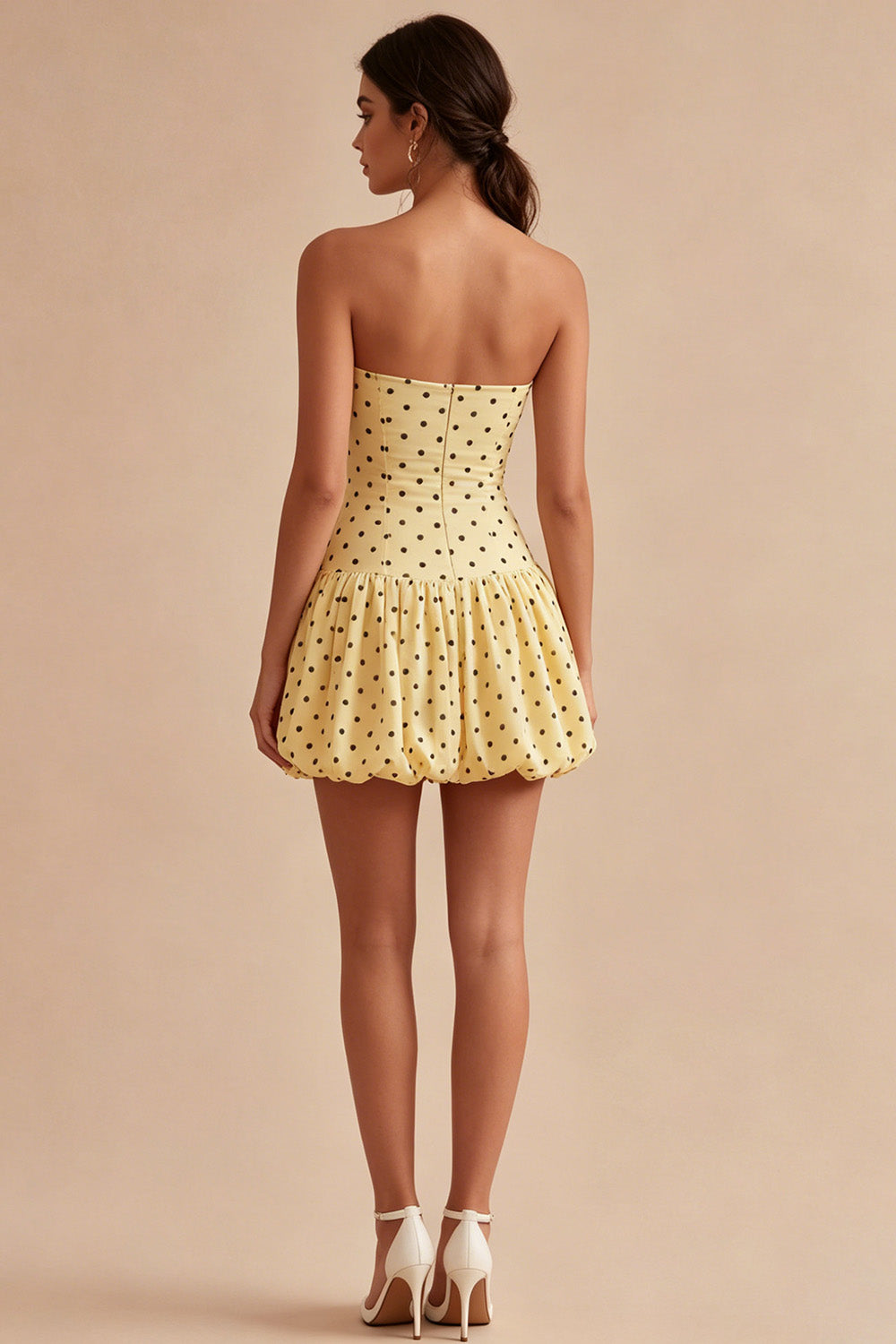 Robe de bal de fin d'études jaune sans bretelles à pois noirs, coupe trapèze