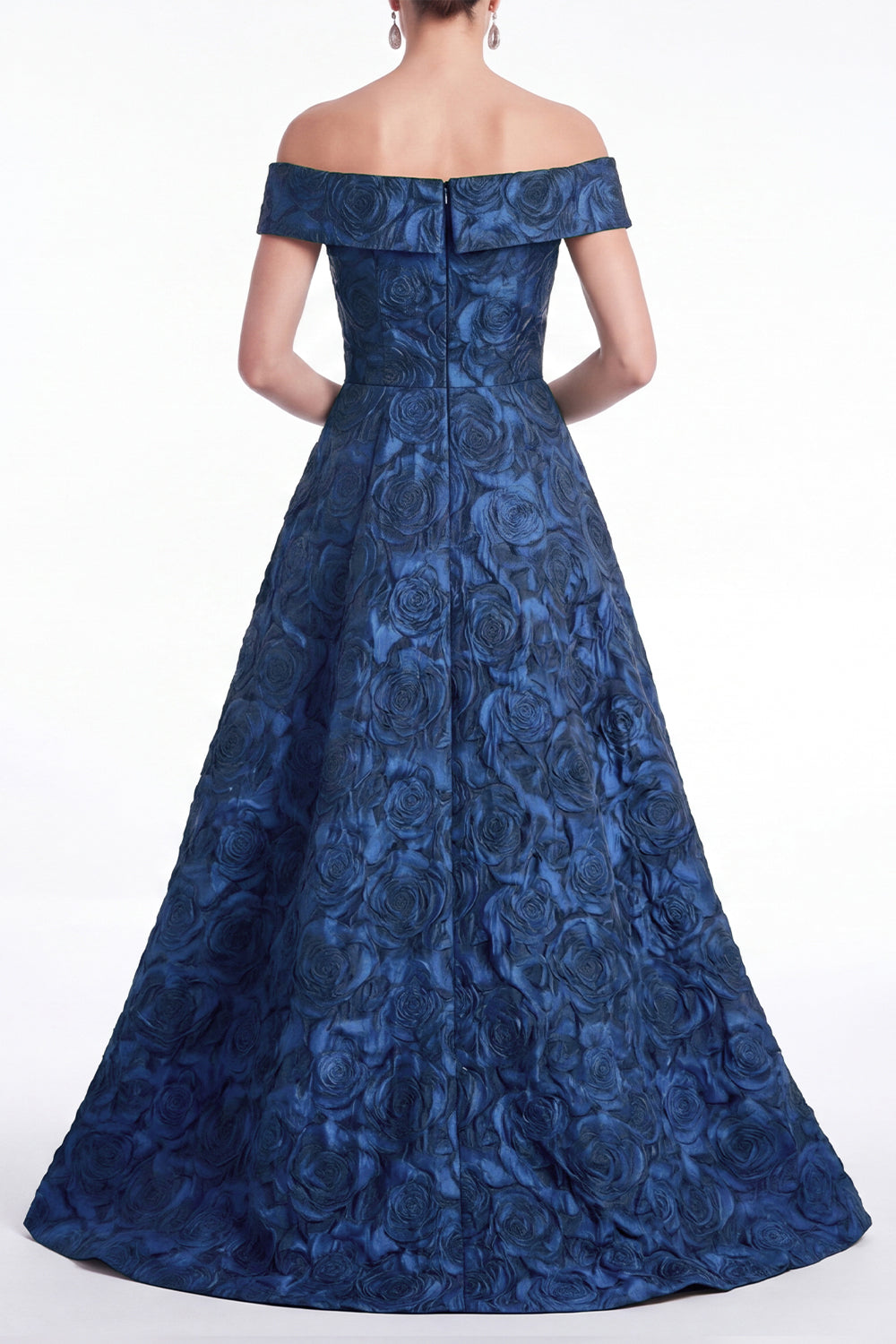 Robe longue de mère de la mariée bleu jacquard floral avec épaules dénudées et ligne A