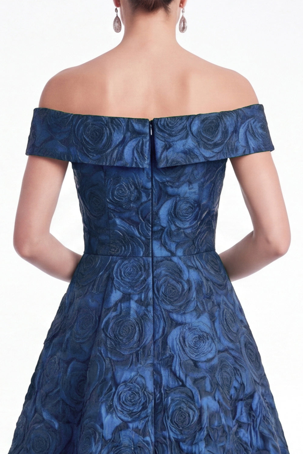 Robe longue de mère de la mariée bleu jacquard floral avec épaules dénudées et ligne A