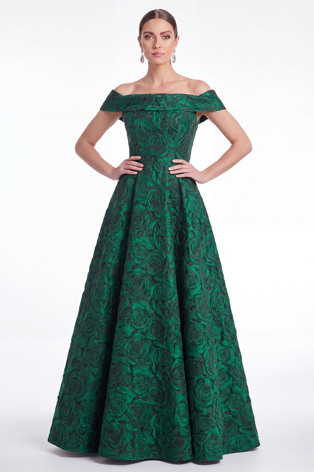 Robe longue de mère de la mariée bleu jacquard floral avec épaules dénudées et ligne A