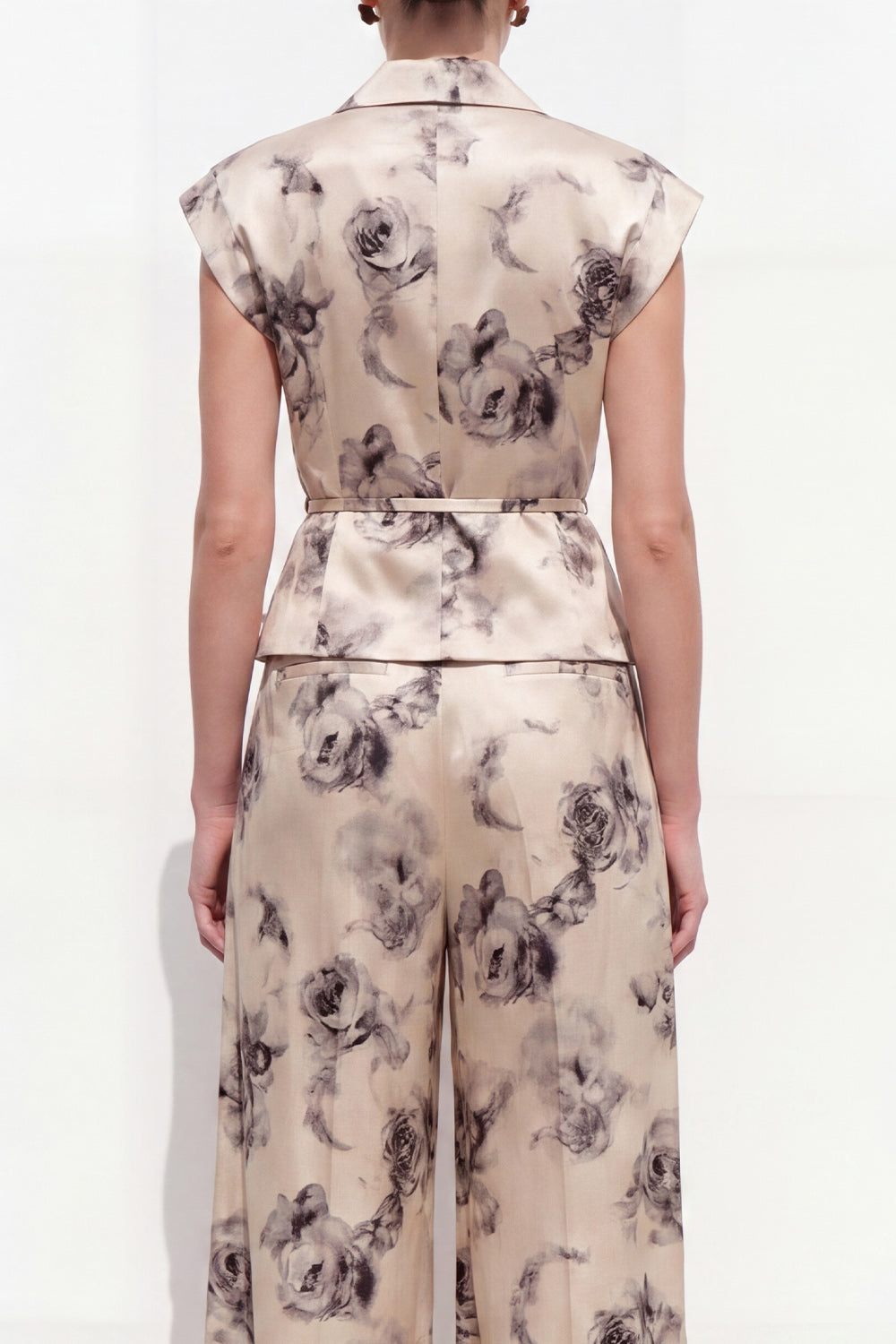 Champagne Black Flower Peak Lapel 2 Piece Satin One Button Women Suits with Belt