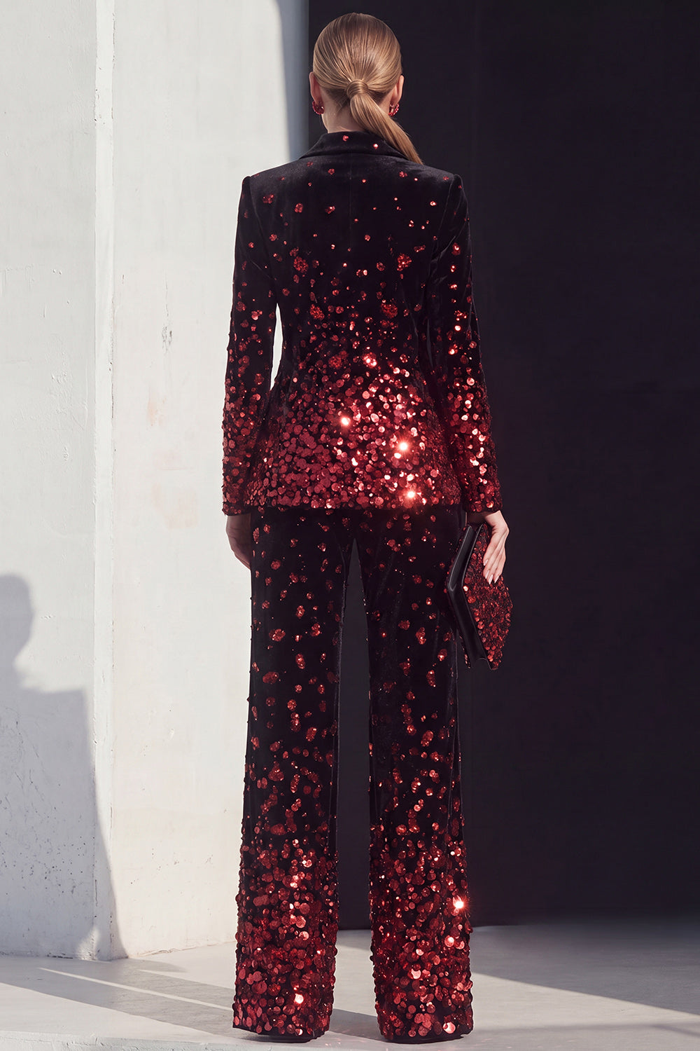 Black Champagne 2 Piece Peak Lapel Women Suits with Sequins