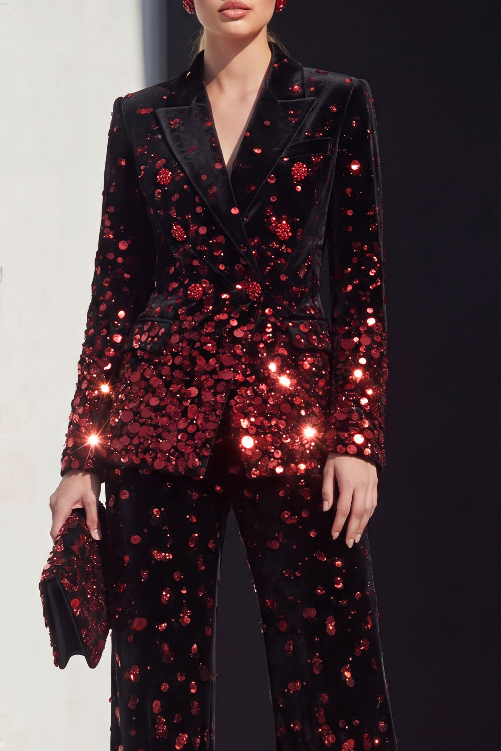 Black Champagne 2 Piece Peak Lapel Women Suits with Sequins