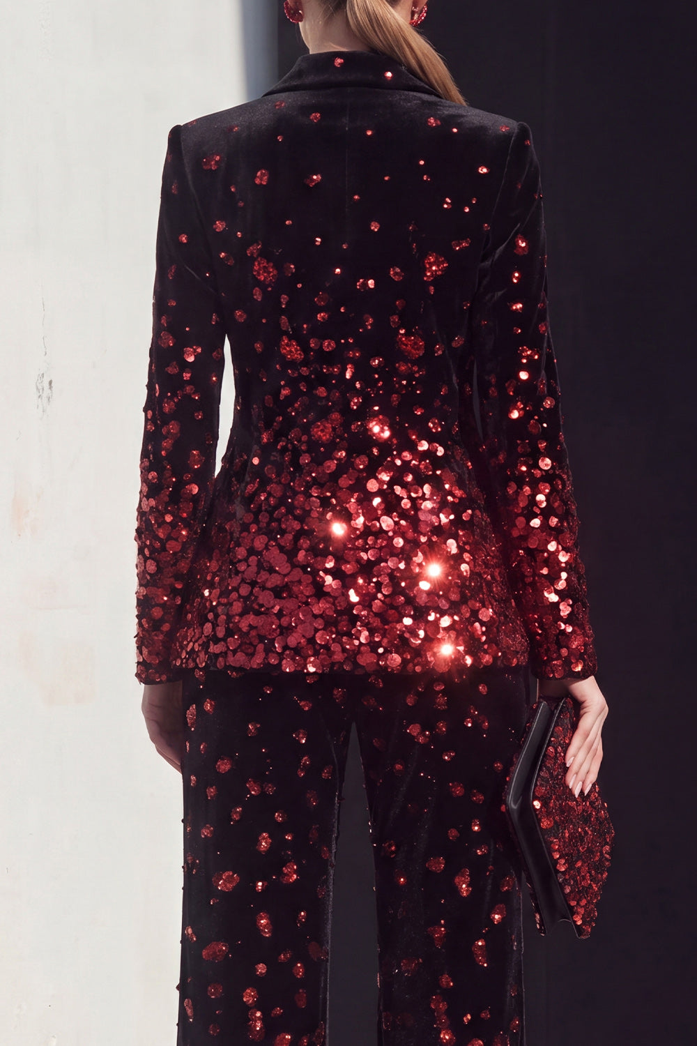 Black Champagne 2 Piece Peak Lapel Women Suits with Sequins