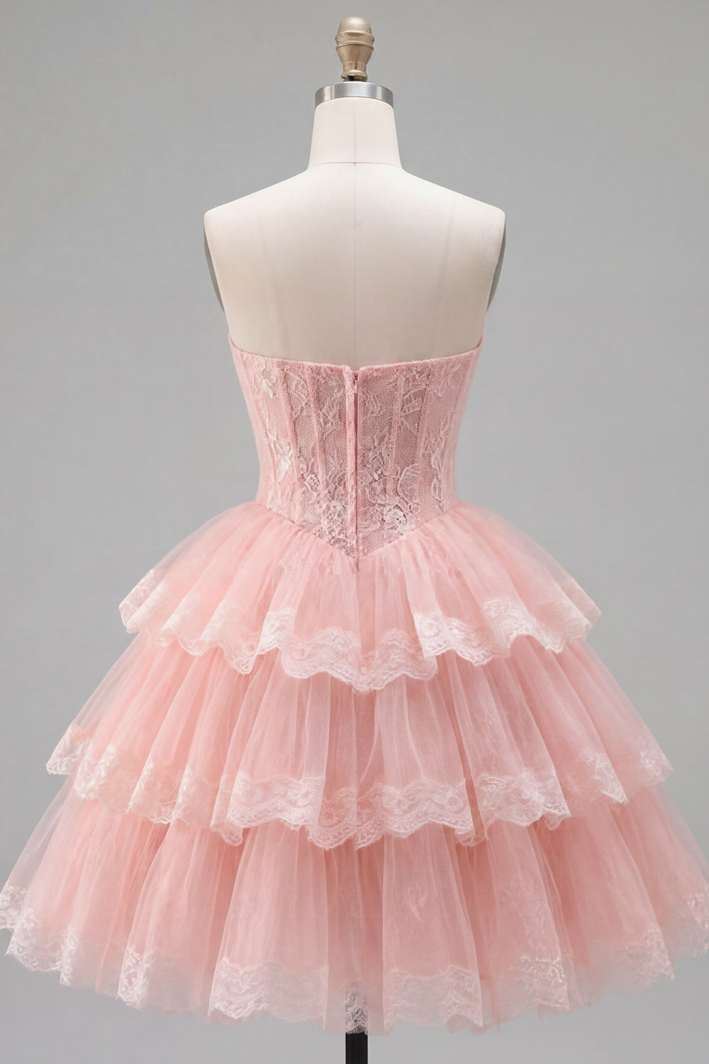 Vestido de fiesta rosa de tul en línea A con corsé floral y volantes