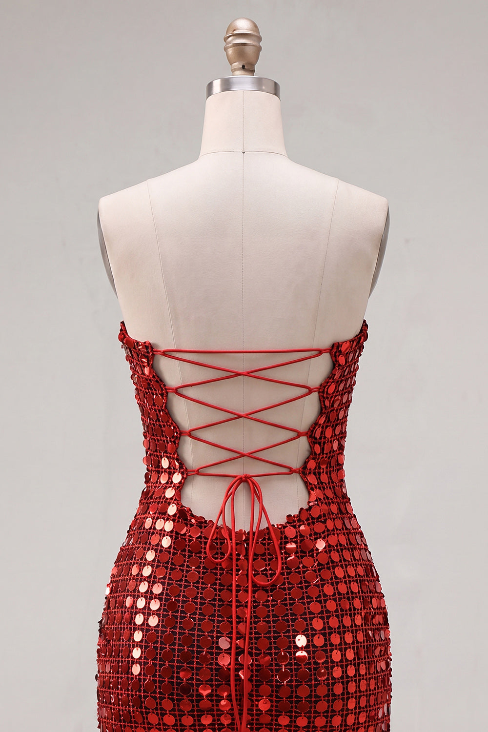 Robe de bal moulante bustier à paillettes dorées scintillantes