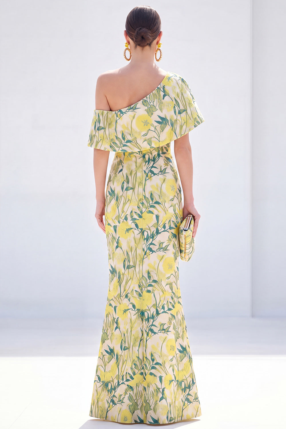Robe longue jaune sirène asymétrique à fleurs pour mère de la mariée