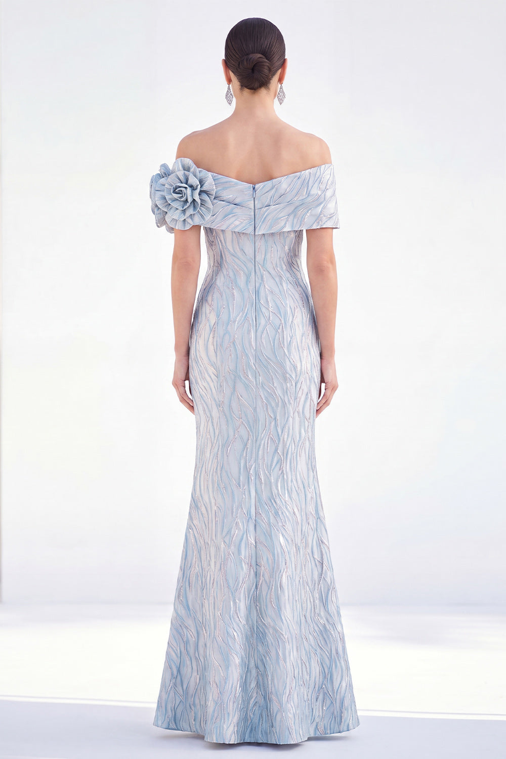 Robe de soirée sirène longue dorée à épaules dénudées avec ruchés et fleurs 3D pour la mère de la mariée