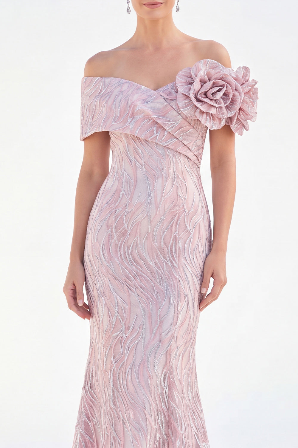 Robe de soirée sirène longue dorée à épaules dénudées avec ruchés et fleurs 3D pour la mère de la mariée