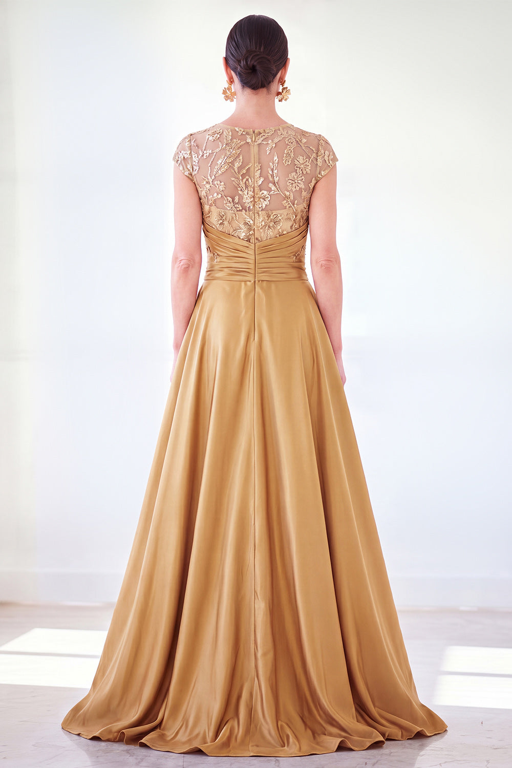 Dark Green A-Line Round Neck Sequins Long Mother Of the Bride Dress with Cap Sleeves