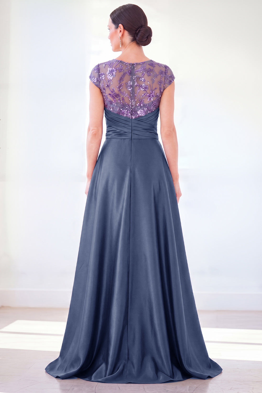 Dark Green A-Line Round Neck Sequins Long Mother Of the Bride Dress with Cap Sleeves