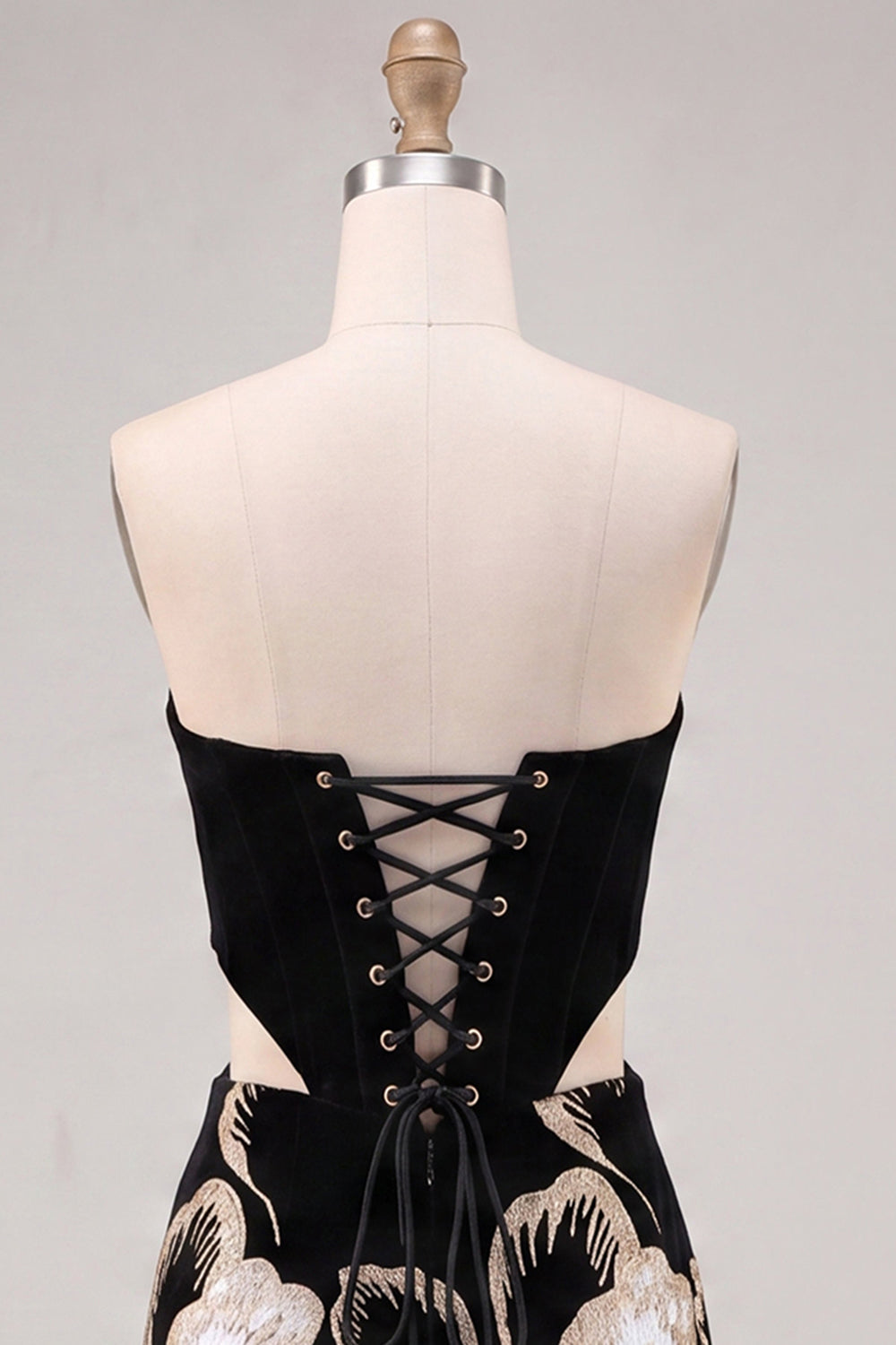 Black Strapless Bodycon Embroidered Cut Out Floral Homecoming Dress with Lace Up Back