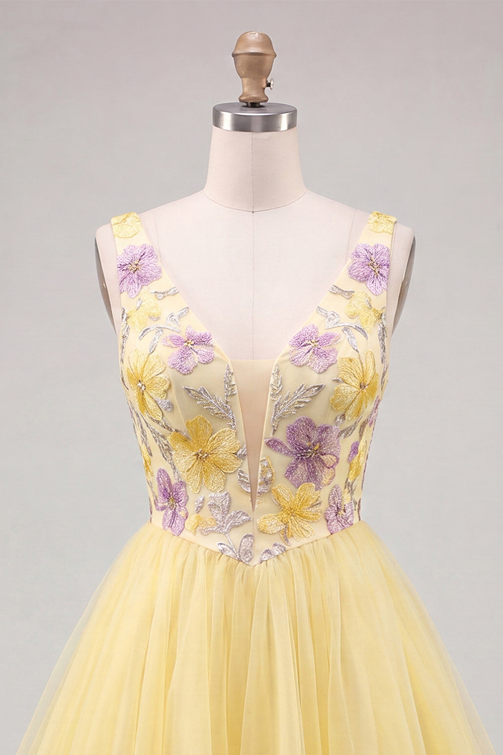 A-Line Yellow V-Neck Floral Sequins Homecoming Dress