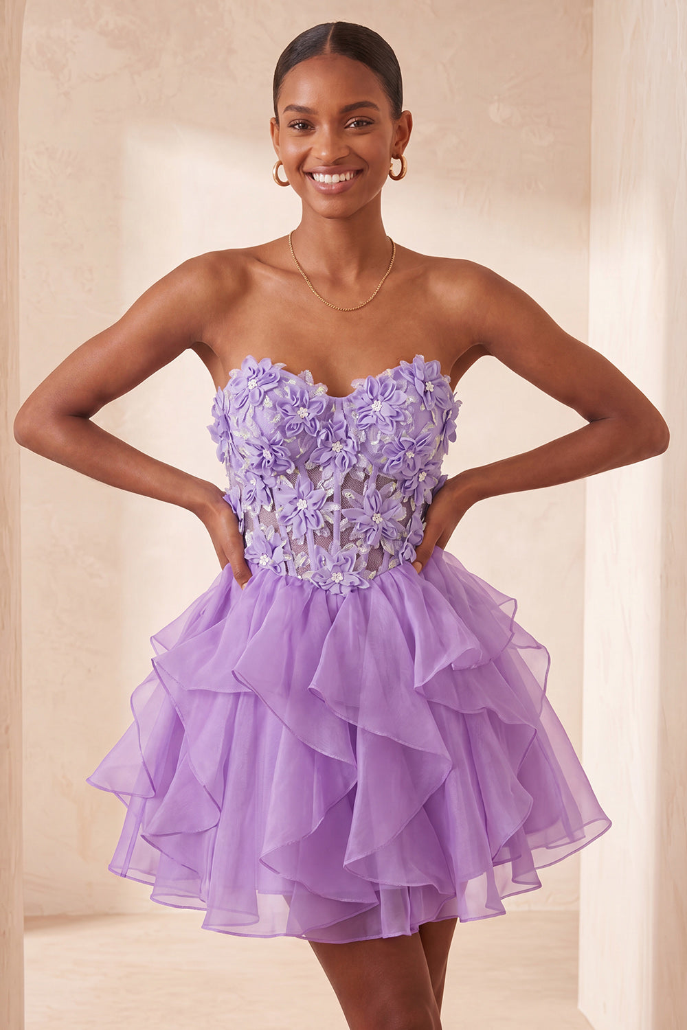 Robe de bal de fin d'année ligne A bleu ciel avec bustier transparent en cœur et dos lacé à volants