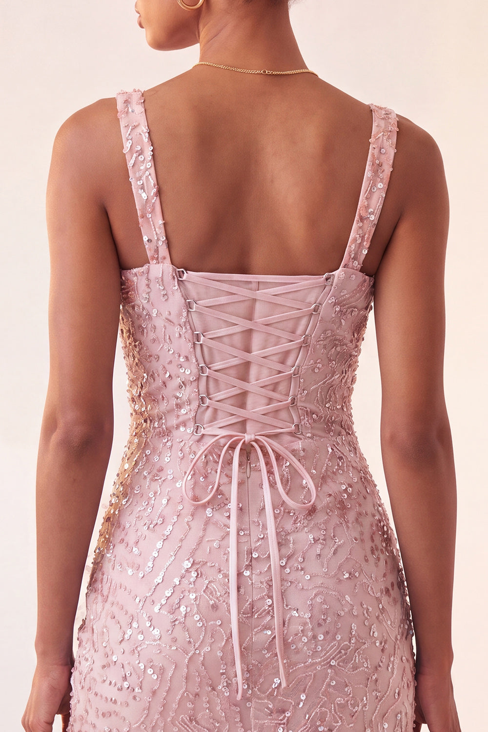 Robe de bal Bleu Ciel Moulante avec Col Carré, Paillettes, Froncée, Dos Lacé et Fente