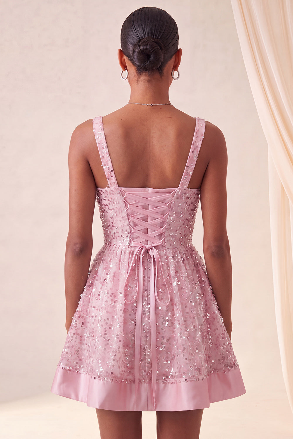 Robe de bal bleu ciel trapèze à encolure carrée avec laçage au dos et sequins avec nœud