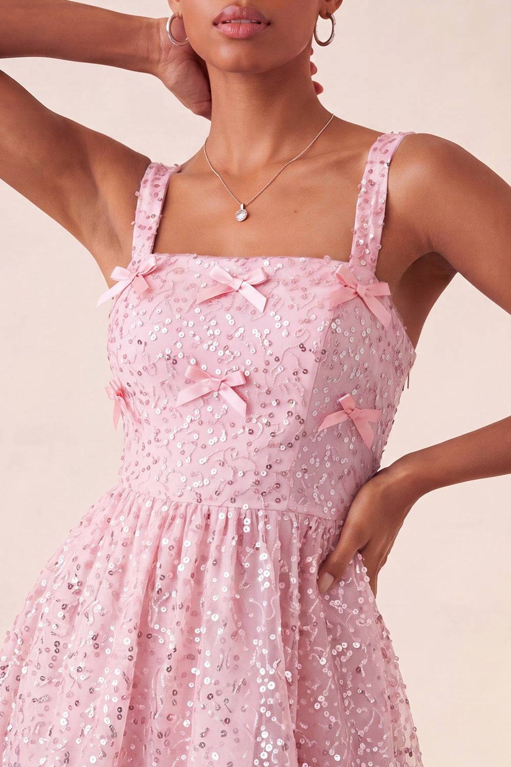 Robe de bal bleu ciel trapèze à encolure carrée avec laçage au dos et sequins avec nœud