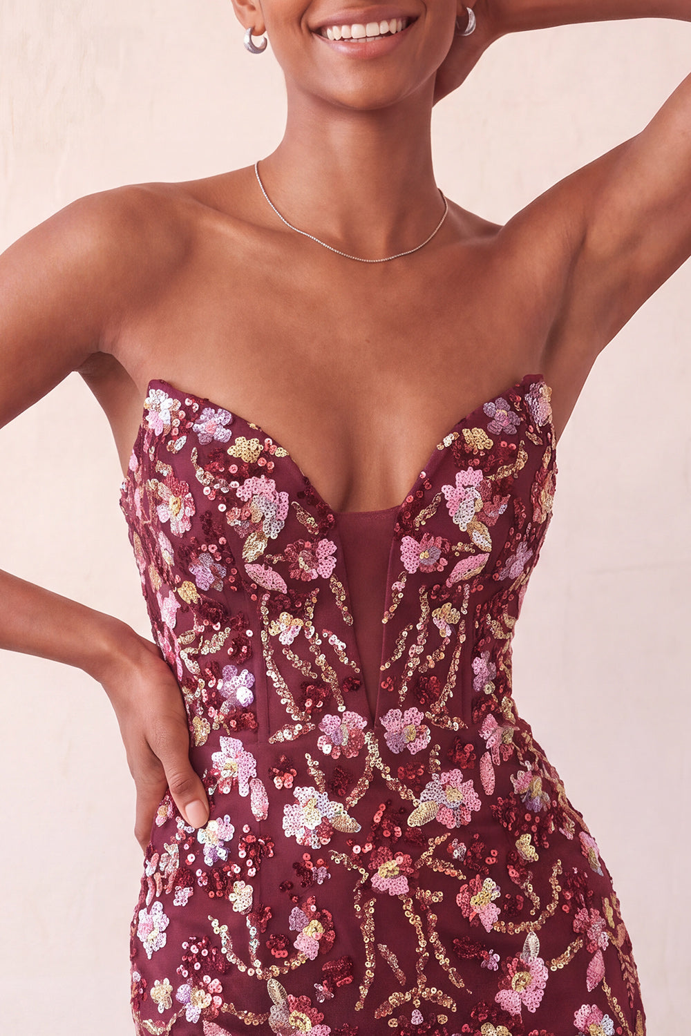 Pink Sweetheart Bodycon Sequin Homecoming Dress with Lace-Up Back