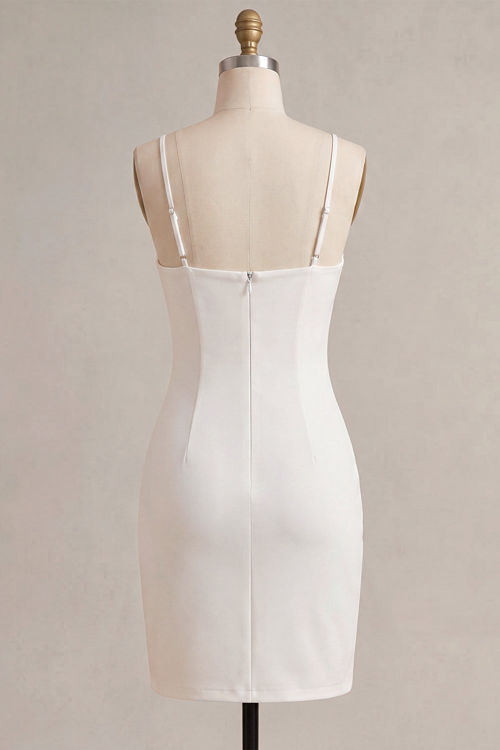 Robe Courte Blanche Moulante Froncée à Bretelles Fines avec Corset