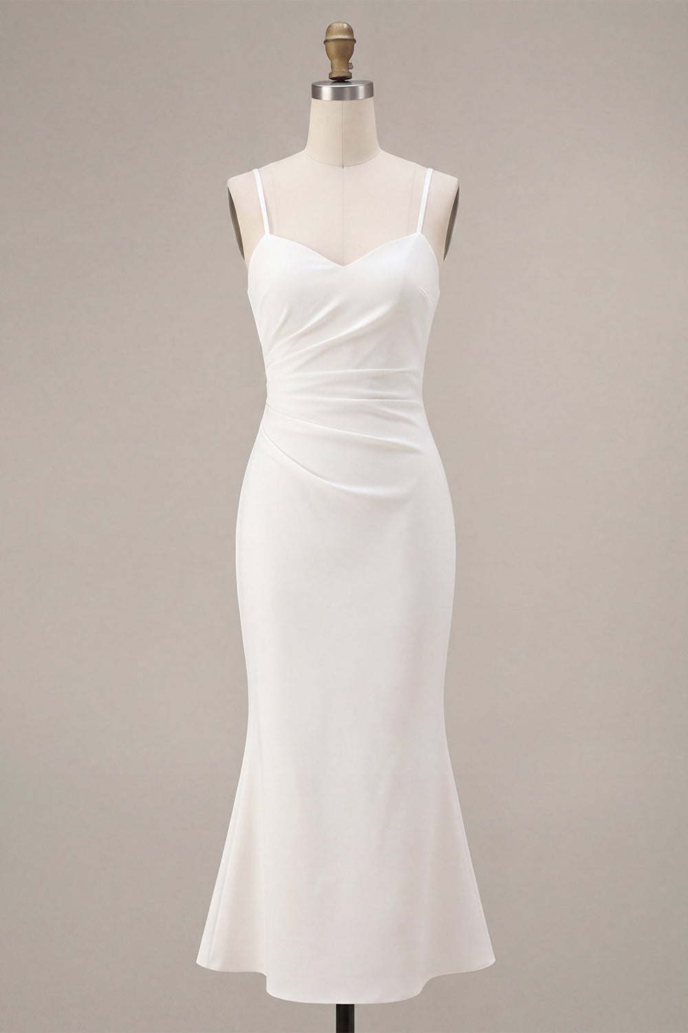 Robe midi sirène blanche à fines bretelles froncée