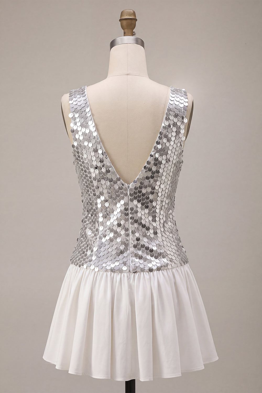 Sparkly Silver A-Line Sequins V-Neck Homecoming Dress with Ruffles