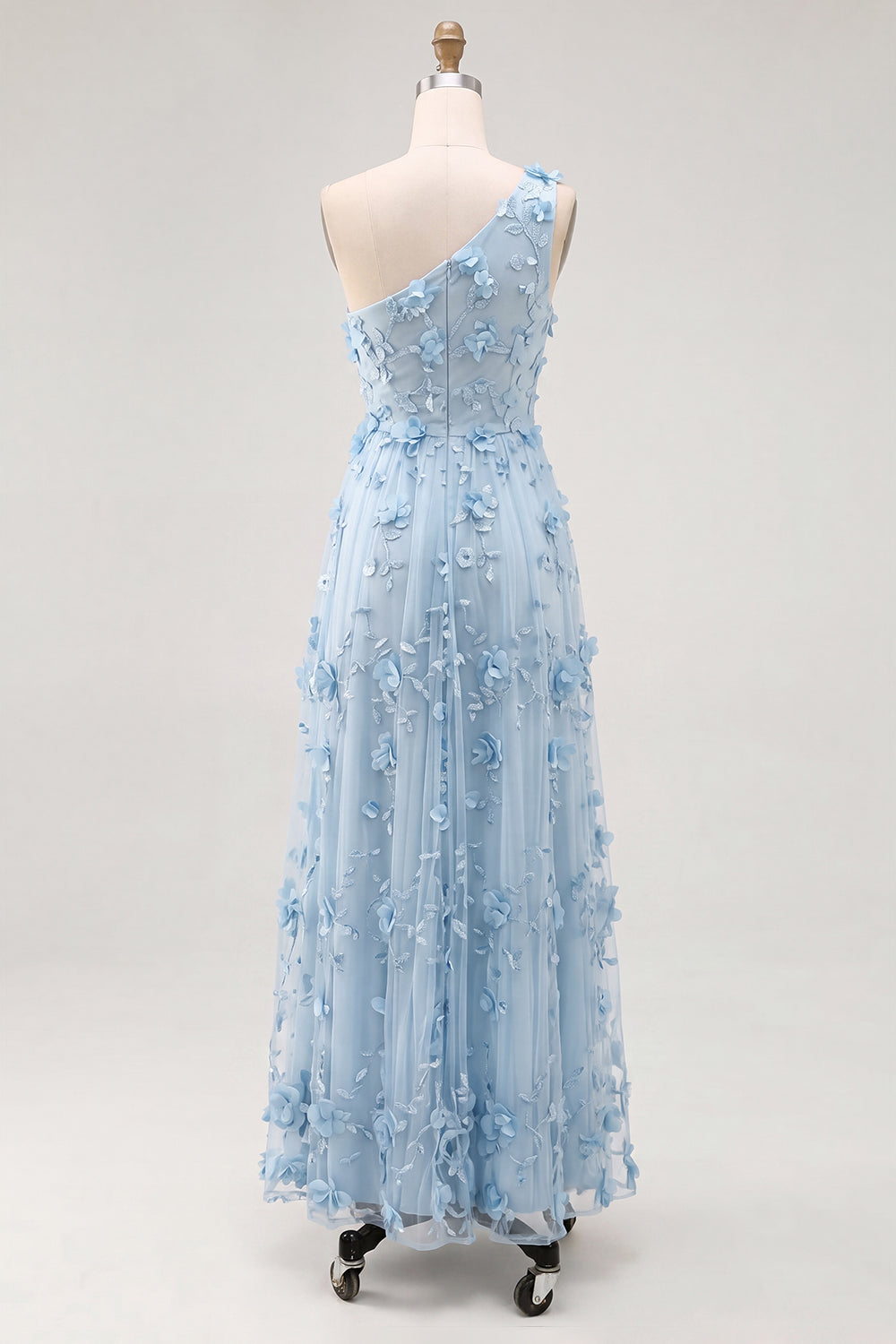 Robe longue asymétrique bleu clair avec fleurs en 3D