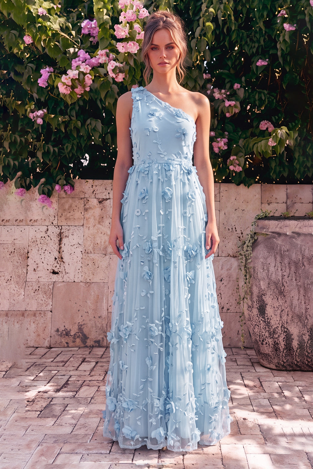 Robe longue asymétrique bleu clair avec fleurs en 3D