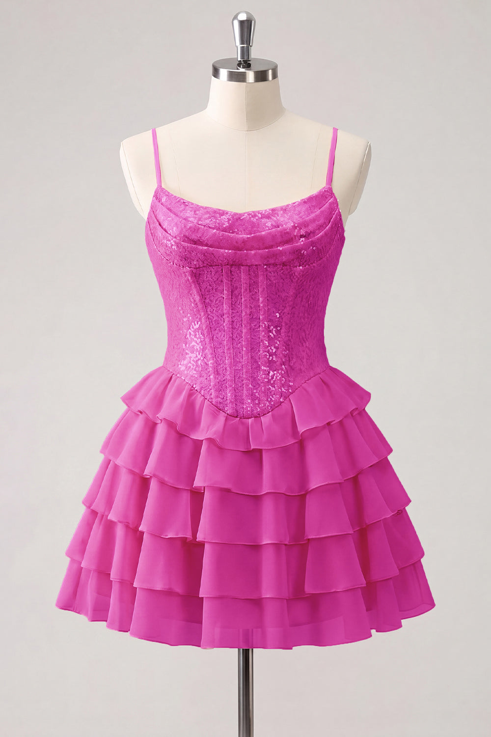 Robe de bal bustier rose trapèze à volants, sequins et dos lacé