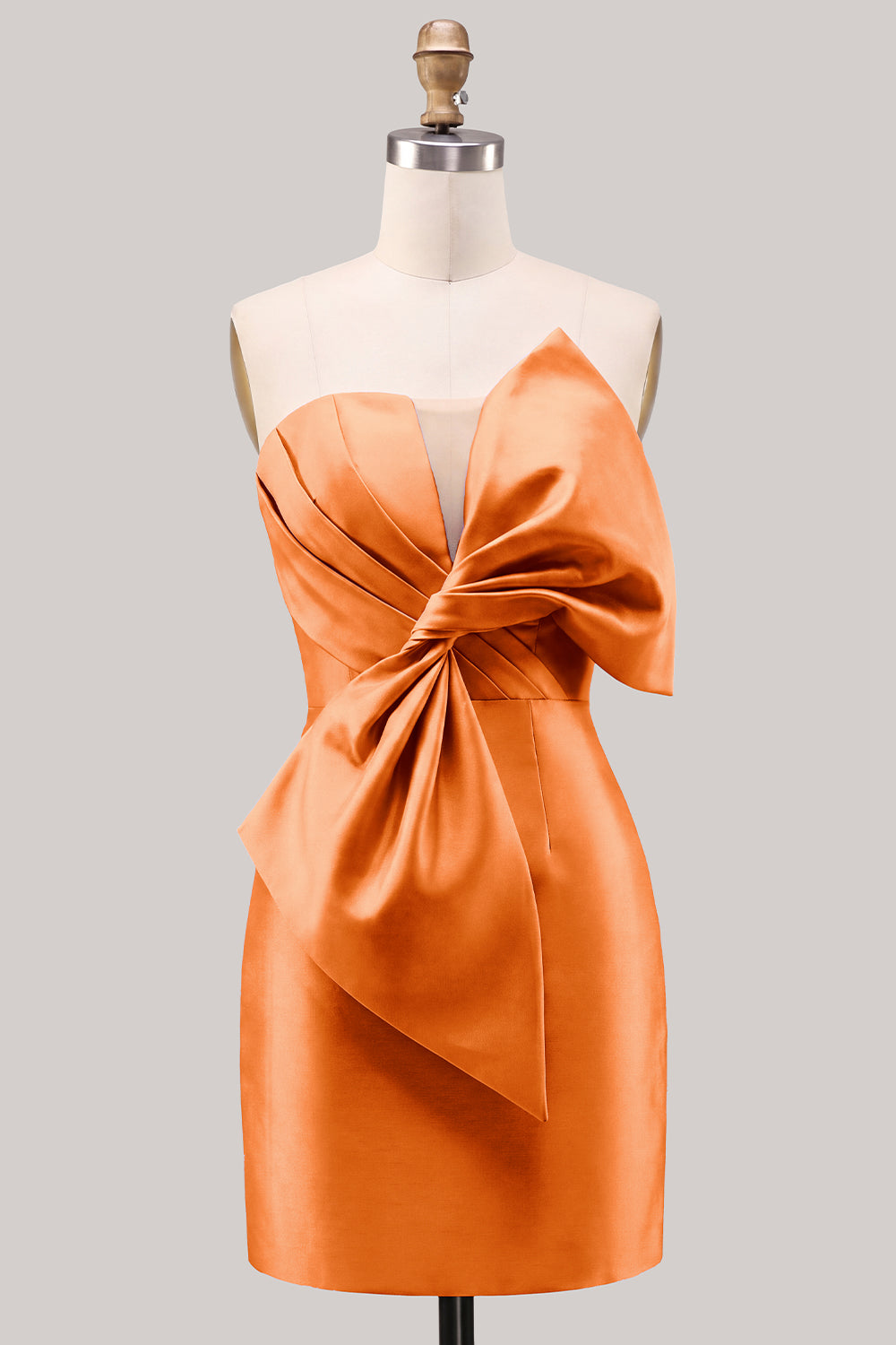 Robe de bal bustier en satin bleu froncé moulante avec nœud