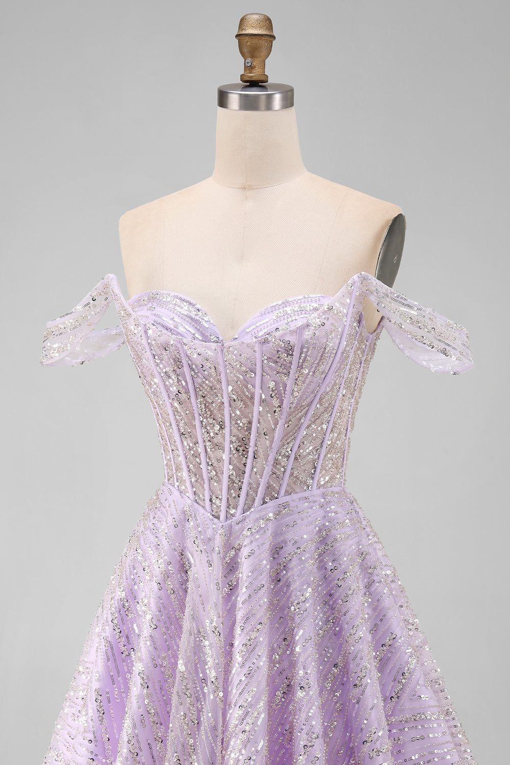 Robe Courte de Demoiselle d'Honneur Trapèze Lilas à Corset Épaules Dénudées et Paillettes avec Dos Lacé