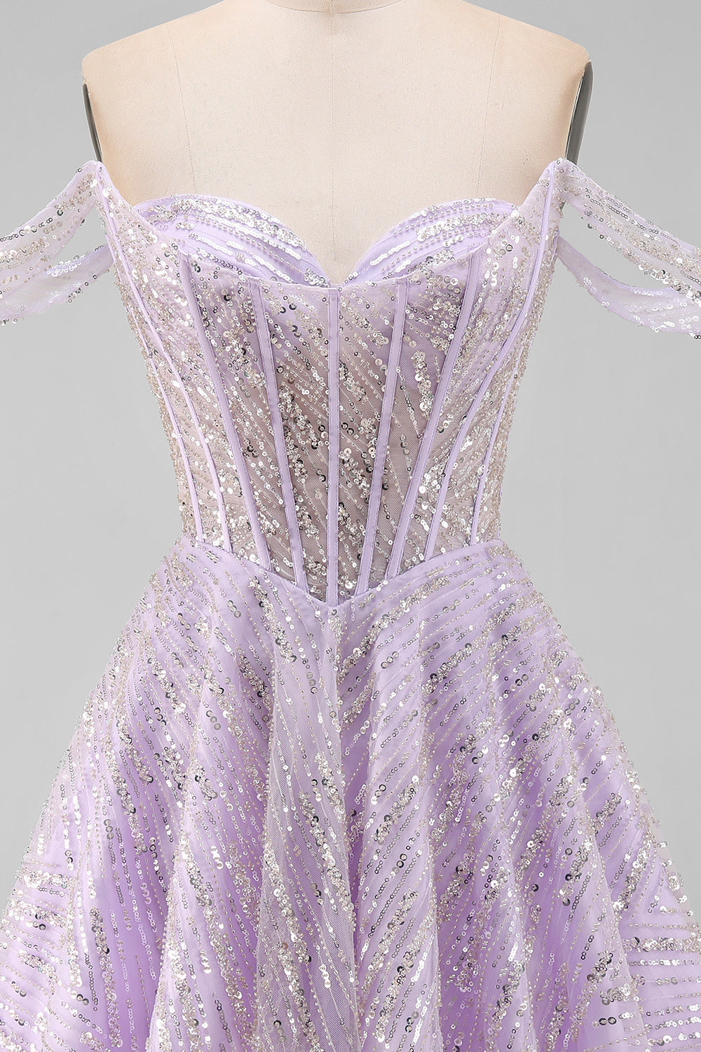 Robe Courte de Demoiselle d'Honneur Trapèze Lilas à Corset Épaules Dénudées et Paillettes avec Dos Lacé