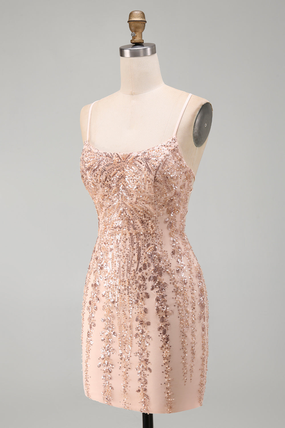 Robe de cocktail courte moulante en champagne à paillettes avec dos lacé