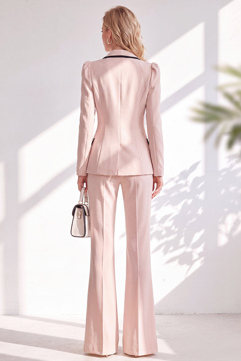 Brown Fitted Notched Lapel Long Sleeves Women Suits with Covered Button
