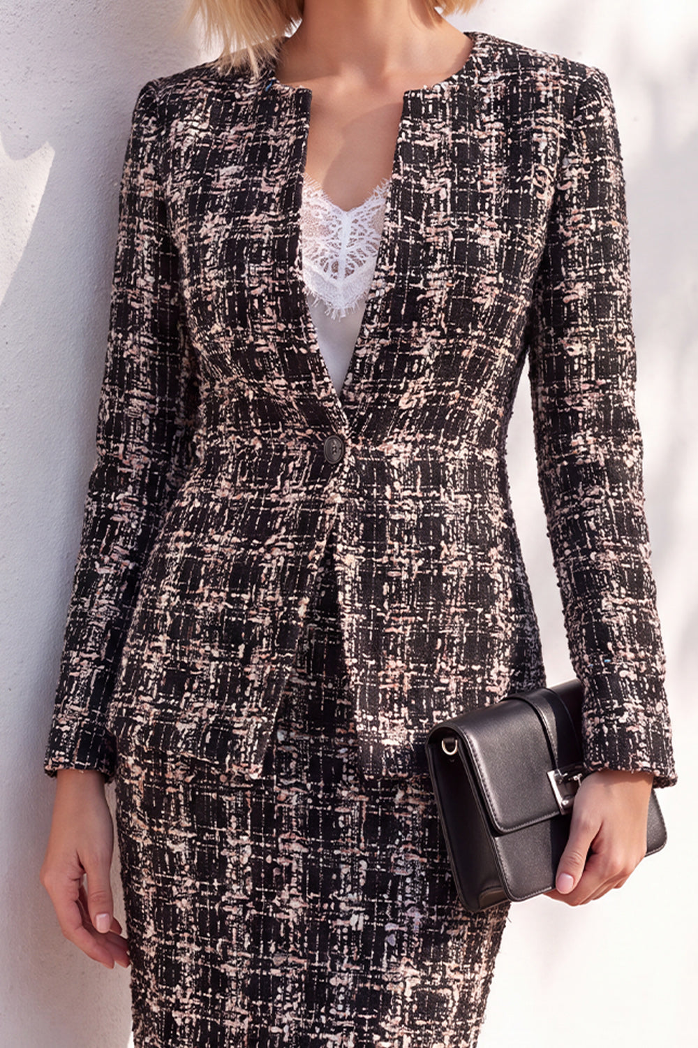 Black Fitted Long-Sleeve Knee-Length Women's Suits