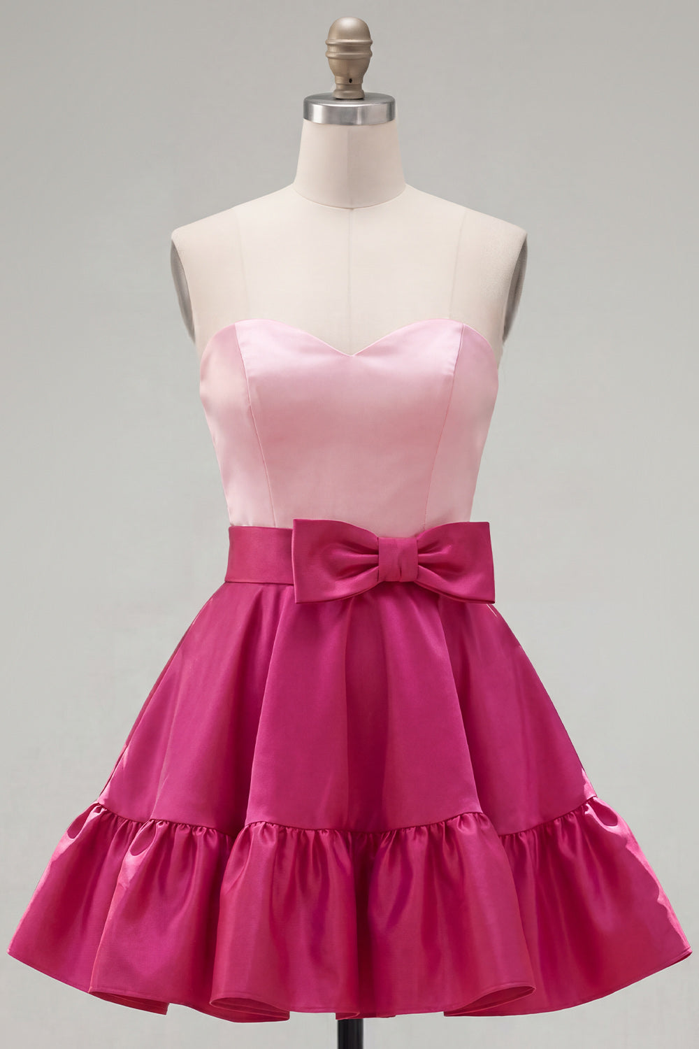 Robe de bal plissée en satin bleu marine et violet, coupe évasée, encolure cœur, avec nœud