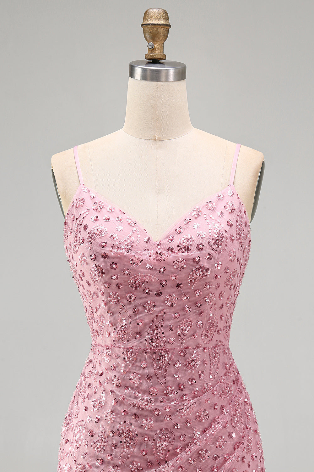 Robe de bal courte moulante Dusty Rose avec laçage au dos, bretelles spaghetti et perles