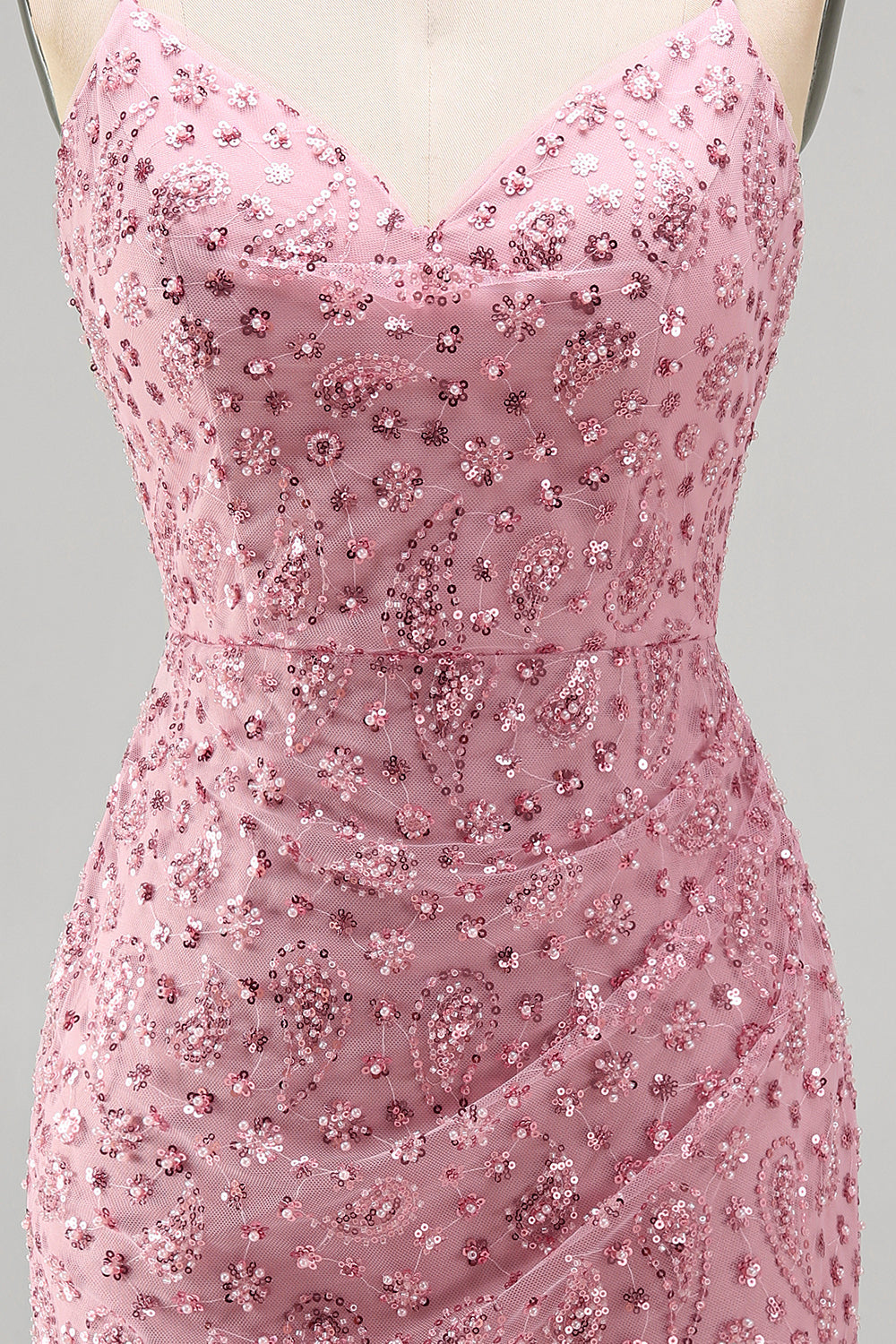 Robe de bal courte moulante Dusty Rose avec laçage au dos, bretelles spaghetti et perles