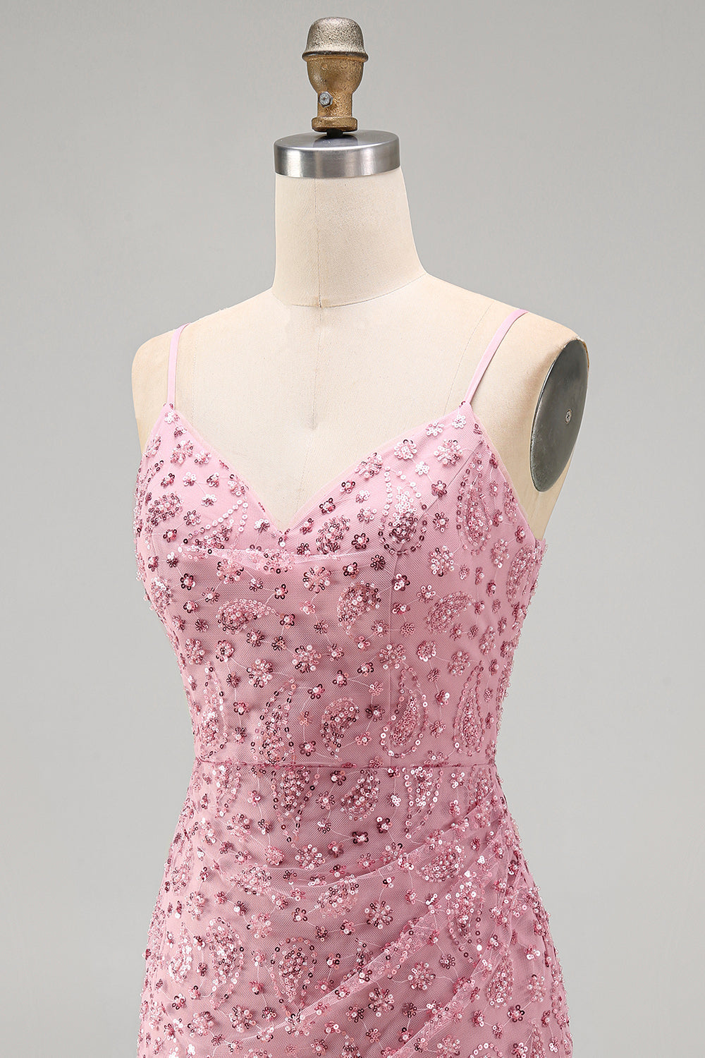 Robe de bal courte moulante Dusty Rose avec laçage au dos, bretelles spaghetti et perles