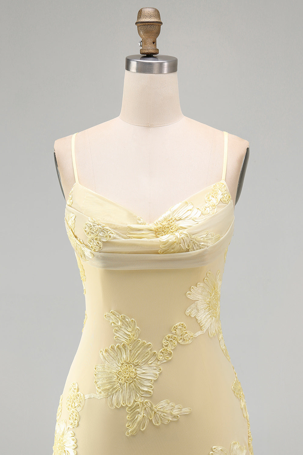 Yellow Bodycon Ruched Spaghetti Straps Floral Embroidery Homecoming Dress